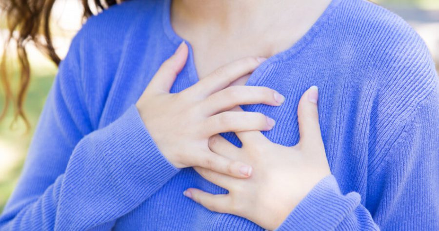 O czym świadczy ból w klatce piersiowej i jak z nim walczyć?