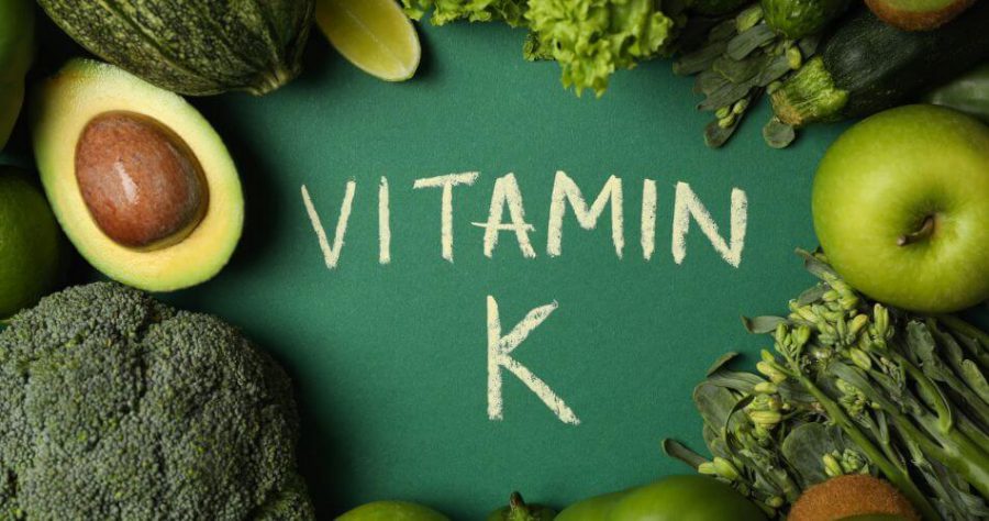 Niedobór witaminy K – czy brak tej witaminy może być niebezpieczny? Poznaj potrzeby swojego organizmu