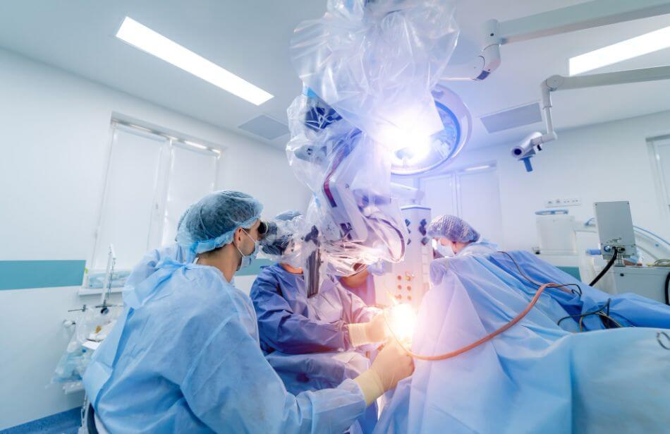 operacja zmniejszenia żołądka chirurdzy operują