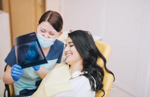 Jak wygląda pierwsza wizyta u ortodonty? Odpowiadamy