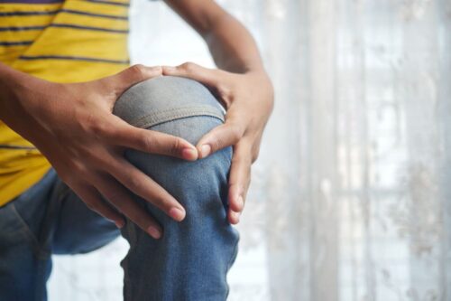 Naderwanie więzadła pobocznego kolana – odszkodowanie. Jak je uzyskać?